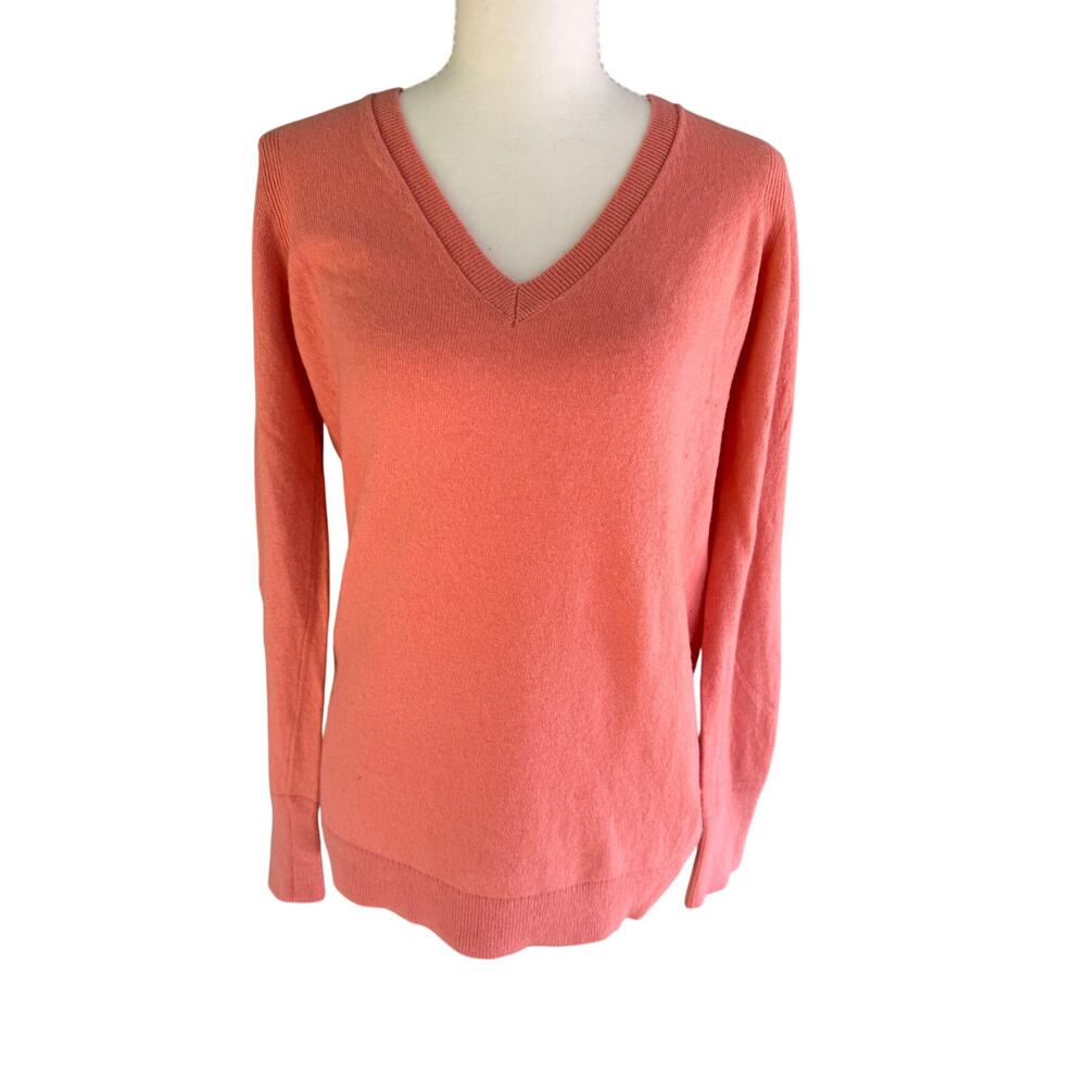 Banana Republic Italian Yarn Coral Pink V-Neck Sweater Women's Medium Soft Knit
